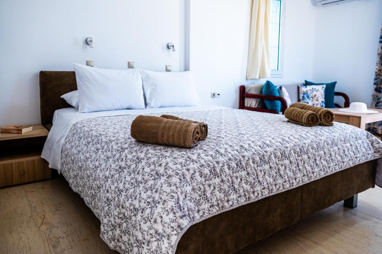 Anna Ageliki Aparthotel Damnoni Bagian luar foto