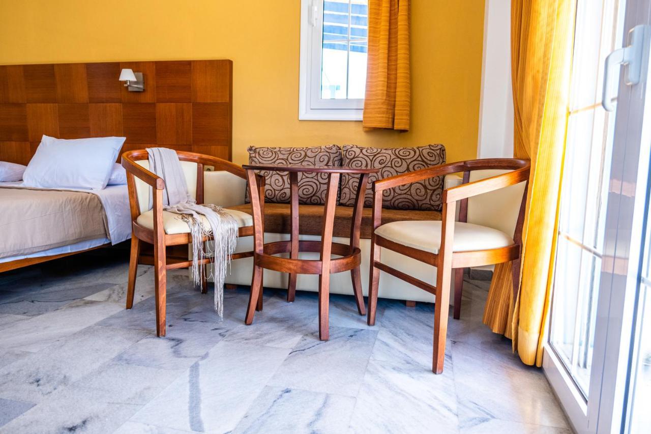 Anna Ageliki Aparthotel Damnoni Bagian luar foto
