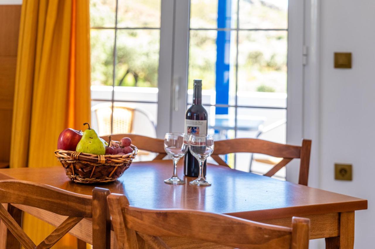 Anna Ageliki Aparthotel Damnoni Bagian luar foto