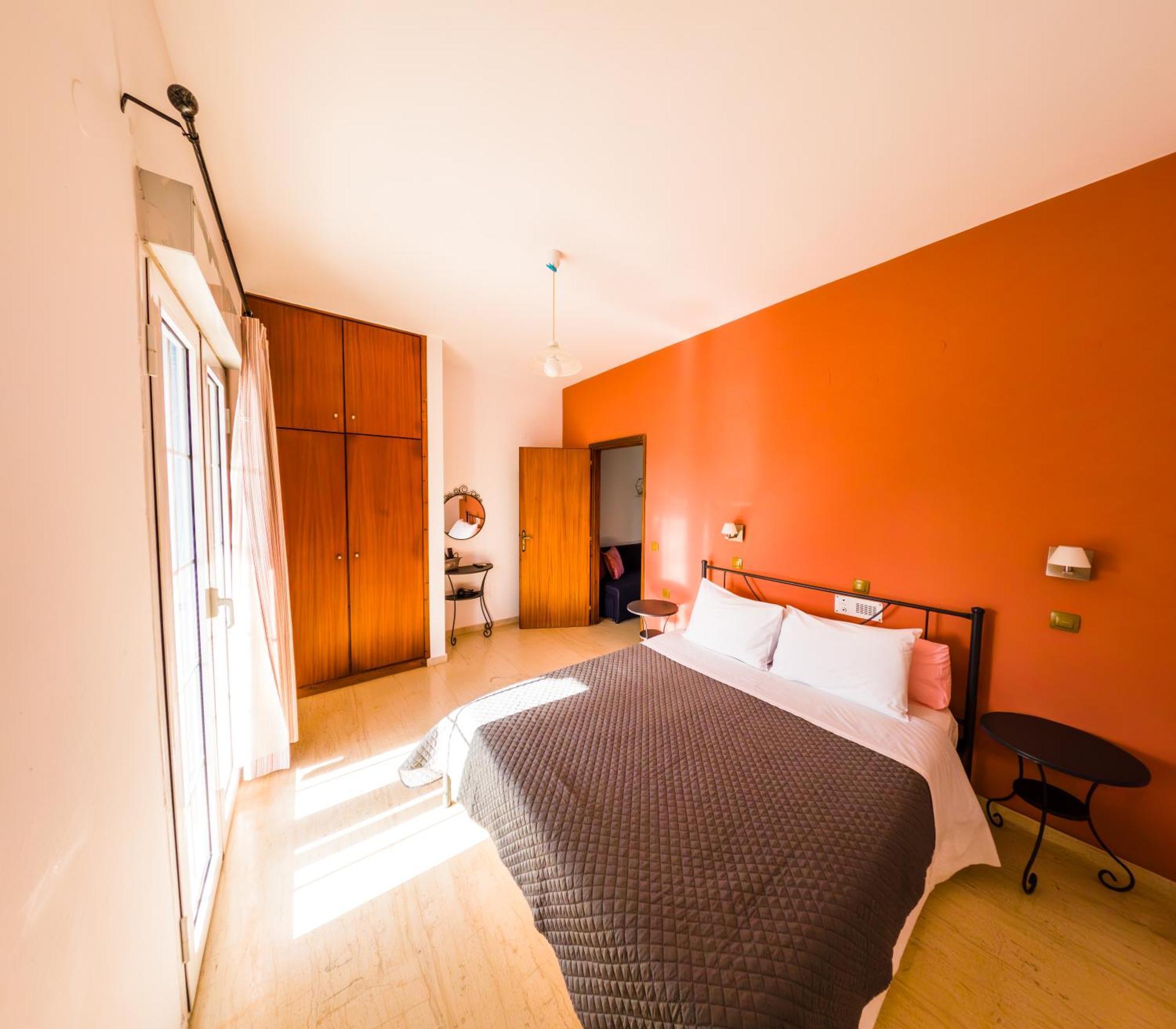 Anna Ageliki Aparthotel Damnoni Bagian luar foto