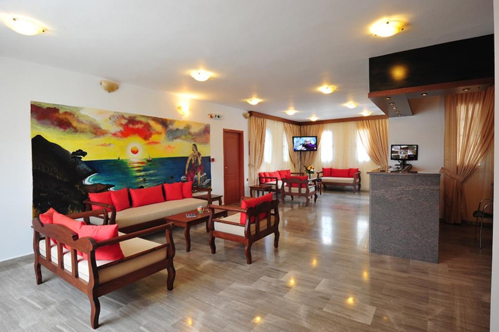 Anna Ageliki Aparthotel Damnoni Bagian luar foto