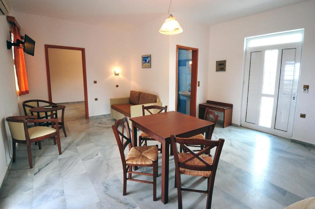 Anna Ageliki Aparthotel Damnoni Ruang foto