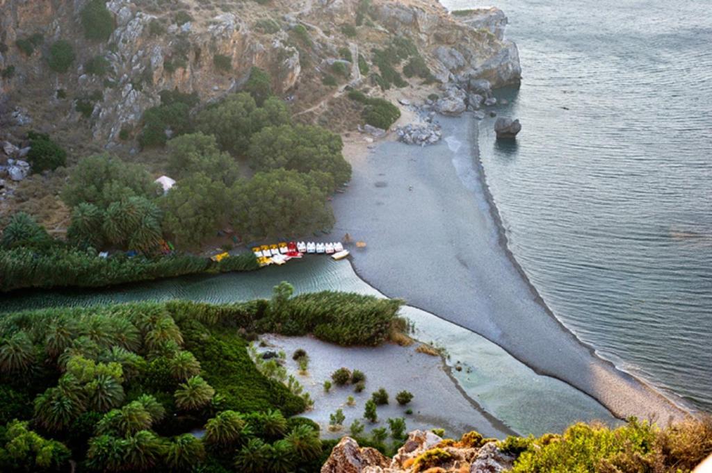 Anna Ageliki Aparthotel Damnoni Bagian luar foto